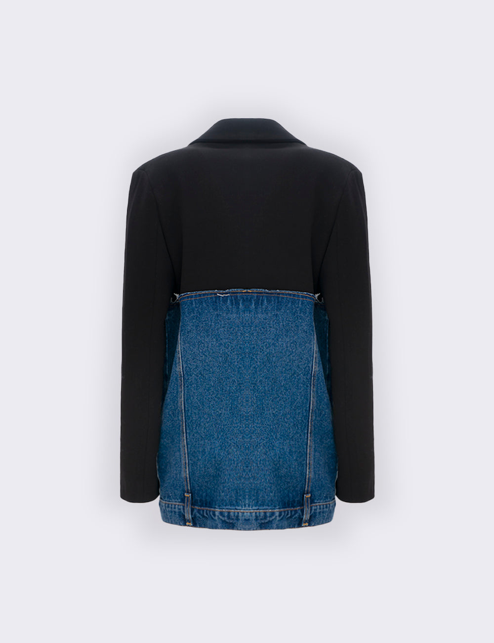 Jaqueta longa com detalhes de jeans
